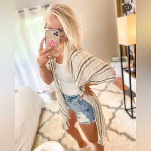 American eagle striped kimono!